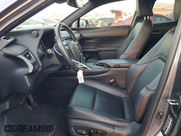 2020 Lexus UX 200 z VIN JTHP3JBH6L2026804, wystawiony jako Copart lot #88067895 z przebiegiem 78 432 mil mil oraz Szkoda całkowita • Salvage title. Historia ofert i sprzedaży dostępna na DreamBid. Obrazek 7.