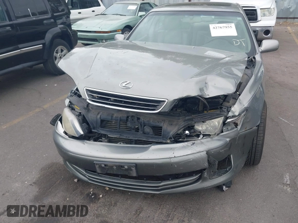 2001 Lexus ES 300 with VIN JT8BF28G310305464, listed as a IAAI auction lot 42767955 with 144,281 mi miles and . Bid and sale history available at DreamBid. Image 6.