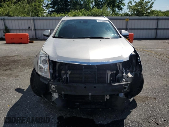 2014 Cadillac SRX Luxury Collection z VIN 3GYFNEE37ES630832, wystawiony jako Copart lot #56335035 z przebiegiem 102 076 mil mil oraz Szkody całkowita. Historia ofert i sprzedaży dostępna na DreamBid. Obrazek 5.