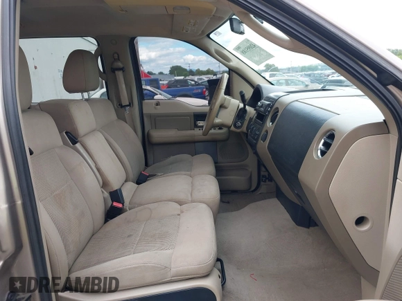 2006 Ford F-150 XLT with VIN 1FTPW14V96KD06801, listed as a IAAI auction lot 42095188 with 145,252 mi miles. Bid and sale history available at carsss.com. Image 5.