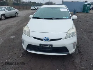 2014 Toyota Prius Four with VIN JTDKN3DU9E1753231, listed as a IAAI auction lot 41901612 with 141,687 mi miles. Bid and sale history available at carsss.com. Image 12.