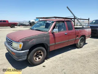 1996 Toyota T100 DX with VIN JT4TN12D8T0026550, listed as a Copart auction lot 63738484 with NaN miles and Salvage Title. Bid and sale history available at carsss.com. Image 1.