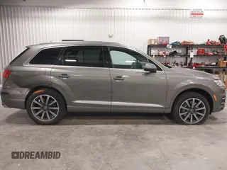2017 Audi Q7 Premium Plus with VIN WA1LAAF73HD026692, listed as a IAAI auction lot 41938847 with 159,257 mi miles. Bid and sale history available at carsss.com. Image 13.