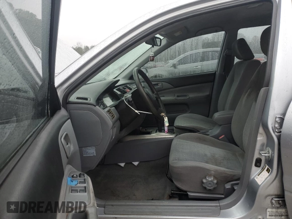 2005 Mitsubishi Lancer ES z VIN JA3AJ26E05U003642, wystawiony jako Copart lot #44577815 z przebiegiem 181 248 mil mil oraz Czysty tytuł • Clean title. Historia ofert i sprzedaży dostępna na DreamBid. Obrazek 7.