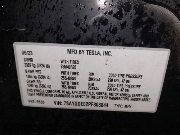 2023 Tesla Model Y Long Range with VIN 7SAYGDEE2PF808844, listed as a IAAI auction lot 41941905 with 39,951 mi miles and . Bid and sale history available at carsss.com. Image 9.