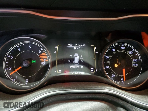 2019 Jeep Cherokee Altitude with VIN 1C4PJMLB1KD465818, listed as a Copart auction lot 57552705 with 191,300 mi miles and Salvage title. Bid and sale history available at DreamBid. Image 9.