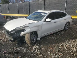 2016 Infiniti Q70 with VIN JN1BY1PR2GM721261, listed as a Copart auction lot 83307734 with 175,027 mi miles and Salvage title. Bid and sale history available at DreamBid. Image 1.