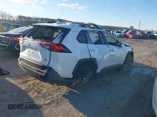 2019 Toyota RAV4 XLE Premium with VIN JTMA1RFV1KD023548, listed as a IAAI auction lot 41805406 with 75,501 mi miles. Bid and sale history available at carsss.com. Image 4.