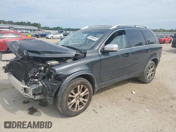 2014 Volvo XC90 with VIN YV4952CY3E1683378, listed as a Copart auction lot 55995615 with 121,357 mi miles and Salvage title. Bid and sale history available at DreamBid. Image 1.