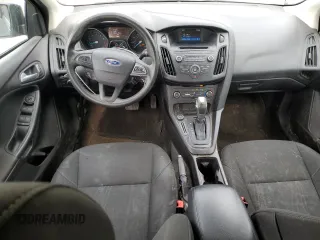 2016 Ford Focus SE z VIN 1FADP3F22GL237773, wystawiony jako Copart lot #49889515 z przebiegiem 131 073 mil mil oraz Szkoda całkowita • Salvage title. Historia ofert i sprzedaży dostępna na DreamBid. Obrazek 8.