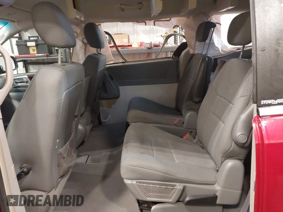 2010 Chrysler Town & Country Touring with VIN 2A4RR5D14AR212995, listed as a IAAI auction lot 41944861 with 264,784 mi miles. Bid and sale history available at carsss.com. Image 8.