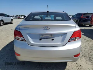2017 Hyundai Accent SE z VIN KMHCT4AEXHU179394, wystawiony jako Copart lot #57889085 z przebiegiem 76 006 mil mil oraz Szkoda całkowita • Salvage title. Historia ofert i sprzedaży dostępna na DreamBid. Obrazek 6.