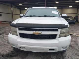2007 Chevrolet Suburban LT with VIN 1GNFC16J17J187848, listed as a IAAI auction lot 41553241 with 1 mi miles. Bid and sale history available at carsss.com. Image 12.