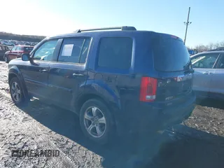 2013 Honda Pilot EX-L with VIN 5FNYF4H50DB049294, listed as a IAAI auction lot 41111384 with 298,000 mi miles. Bid and sale history available at carsss.com. Image 3.