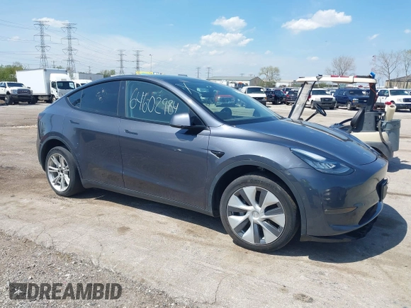 2022 Tesla Model Y Long Range with VIN 7SAYGDEE3NA007737, listed as a IAAI auction lot 42128359 with 42,597 mi miles and . Bid and sale history available at carsss.com. Image 1.