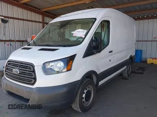 2018 Ford Transit с VIN 1FTYR1CM6JKA17257, выставлен на аукционе IAAI как лот 42487936 с пробегом 141 684 миль миль и . История ставок и продаж доступна на DreamBid. Изображение 17.
