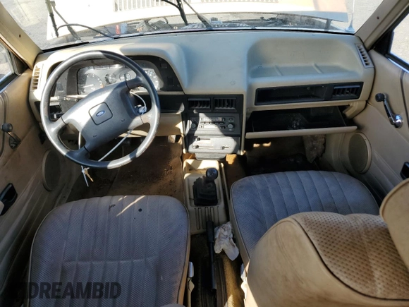 1986 Ford Escort z VIN 1FABP3495GW365298, wystawiony jako Copart lot #72817134 z przebiegiem 65 177 mil mil oraz Tytuł czysty. Historia ofert i sprzedaży dostępna na DreamBid. Obrazek 8.