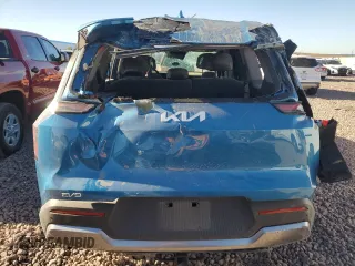 2024 Kia EV9 Wind z VIN KNDAFFS59R6019459, wystawiony jako Copart lot #71760424 z przebiegiem 46 888 mil mil oraz Szkody całkowita. Historia ofert i sprzedaży dostępna na DreamBid. Obrazek 6.
