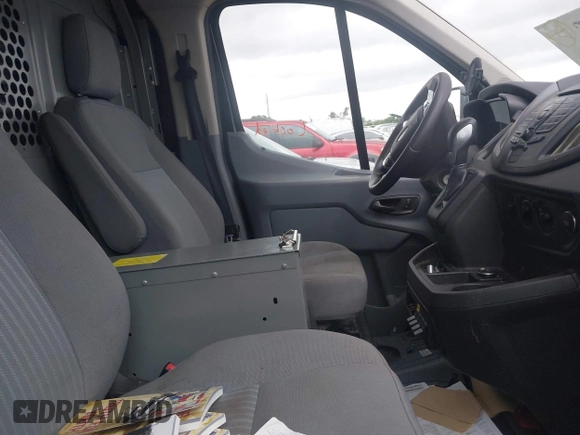2018 Ford Transit with VIN 1FTYE1YM9JKA11568, listed as a IAAI auction lot 40266413 with 126,294 mi miles and . Bid and sale history available at DreamBid. Image 5.