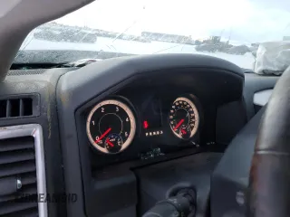 2018 Ram 3500 Big Horn z VIN 3C63R3HL4JG372478, wystawiony jako Copart lot #87257774 z przebiegiem Nie podano mil oraz Szkoda całkowita • Salvage title. Historia ofert i sprzedaży dostępna na DreamBid. Obrazek 9.