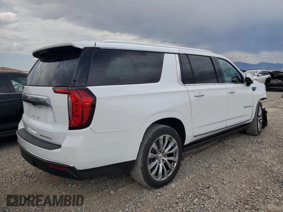 2022 GMC Yukon XL Denali with VIN 1GKS2JKT0NR233416, listed as a Copart auction lot 65953424 with 29,613 mi miles and Salvage Title. Bid and sale history available at carsss.com. Image 3.