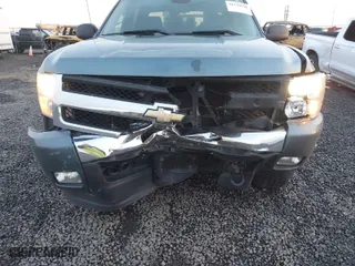 2011 Chevrolet Silverado 1500 LT with VIN 3GCPKSE30BG158652, listed as a IAAI auction lot 41179642 with 127,892 mi miles. Bid and sale history available at carsss.com. Image 6.