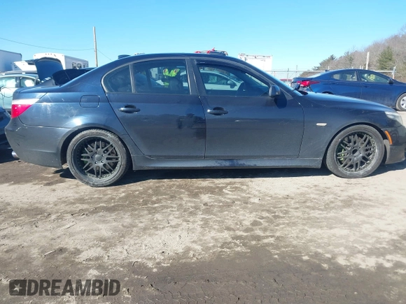 2008 BMW 5 Series 550i with VIN WBANW53538CT48083, listed as a IAAI auction lot 41531003 with 186,943 mi miles. Bid and sale history available at carsss.com. Image 13.