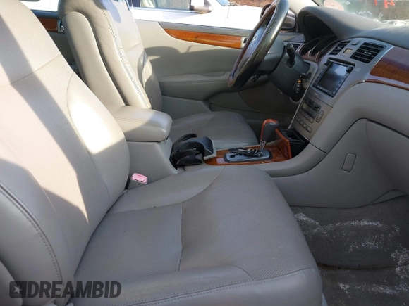 2005 Lexus ES with VIN JTHBA30G655076559, listed as a IAAI auction lot 41771973 with 99,147 mi miles. Bid and sale history available at carsss.com. Image 5.