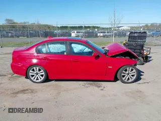 2007 BMW 3 Series 328i with VIN WBAVA33537PG40085, listed as a IAAI auction lot 42062344 with 177,000 mi miles and . Bid and sale history available at DreamBid. Image 13.