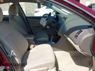 2012 Nissan Altima S z VIN 1N4AL2AP2CN501519, wystawiony jako IAAI lot #42425005 z przebiegiem 152 352 mil mil oraz . Historia ofert i sprzedaży dostępna na DreamBid. Obrazek 5.