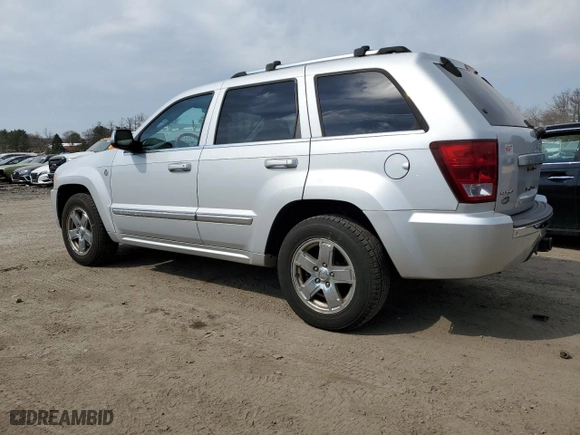 2006 Jeep Grand Cherokee Overland with VIN 1J8HR68256C326636, listed as a Copart auction lot 49686265 with 219,066 mi miles and Clean Title. Bid and sale history available at carsss.com. Image 2.