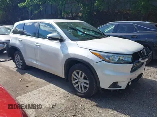 2015 Toyota Highlander LE z VIN 5TDBKRFH6FS094959, wystawiony jako IAAI lot #42335431 z przebiegiem 110 778 mil mil oraz . Historia ofert i sprzedaży dostępna na DreamBid. Obrazek 1.