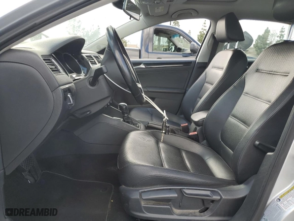 2016 Volkswagen Jetta Sedan 1.8T SEL with VIN 3VWL17AJ1GM257859, listed as a Copart auction lot 51848295 with 131,905 mi miles and Clean Title. Bid and sale history available at carsss.com. Image 7.