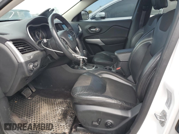 2018 Jeep Cherokee Latitude Plus with VIN 1C4PJMLB0JD530530, listed as a Copart auction lot 52920795 with 111,529 mi miles and Salvage title. Bid and sale history available at DreamBid. Image 7.