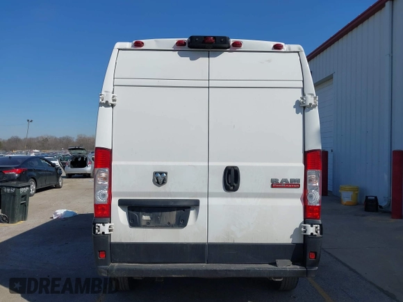 2020 Ram ProMaster Cargo with VIN 3C6TRVBG6LE114033, listed as a IAAI auction lot 41785590 with 116,981 mi miles and . Bid and sale history available at DreamBid. Image 17.