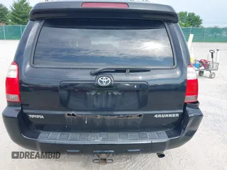 2007 Toyota 4Runner Limited z VIN JTEBU17R178097997, wystawiony jako IAAI lot #42443779 z przebiegiem 249 657 mil mil oraz . Historia ofert i sprzedaży dostępna na DreamBid. Obrazek 16.