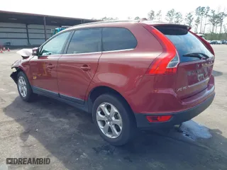 2013 Volvo XC60 3.2L with VIN YV4952DL4D2390794, listed as a IAAI auction lot 41688798 with 104,940 mi miles. Bid and sale history available at carsss.com. Image 3.