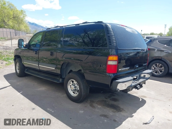 2003 Chevrolet Suburban LT z VIN 3GNGC26G83G210035, wystawiony jako IAAI lot #42084859 z przebiegiem 145 919 mil mil oraz . Historia ofert i sprzedaży dostępna na DreamBid. Obrazek 3.