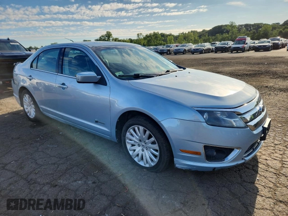 2010 Ford Fusion Hybrid with VIN 3FADP0L33AR131403, listed as a Copart auction lot 65476625 with 188,498 mi miles and Salvage title. Bid and sale history available at DreamBid. Image 4.