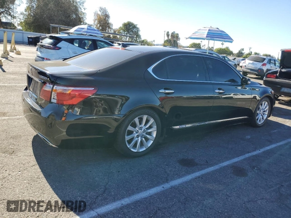 2011 Lexus LS with VIN JTHDU1EF3B5013340, listed as a Copart auction lot 82902224 with 60,910 mi miles and Salvage title. Bid and sale history available at DreamBid. Image 3.