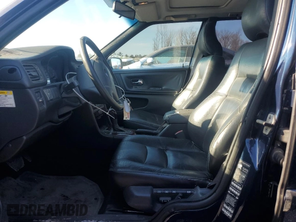 2000 Volvo V70 with VIN YV1LW61J1Y2697727, listed as a Copart auction lot 42295845 with 236,298 mi miles and Salvage Title. Bid and sale history available at carsss.com. Image 7.