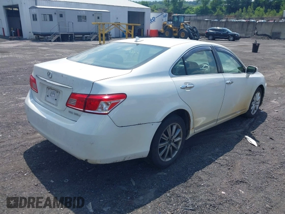 2012 Lexus ES 330 z VIN JTHBK1EG9C2488242, wystawiony jako IAAI lot #42603759 z przebiegiem 342 905 mil mil oraz . Historia ofert i sprzedaży dostępna na DreamBid. Obrazek 4.