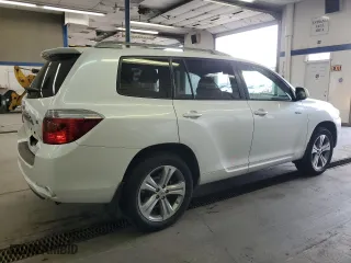 2009 Toyota Highlander Sport with VIN JTEES43A492118531, listed as a Copart auction lot 52783115 with 179,710 mi miles and Salvage Title. Bid and sale history available at carsss.com. Image 3.