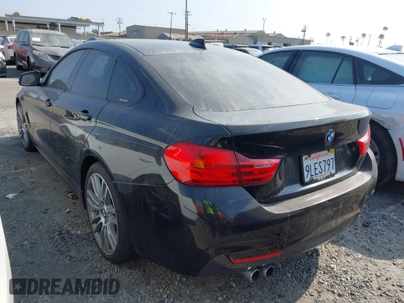 2017 BMW 4 Series 430i z VIN WBA4F7C30HG787546, wystawiony jako IAAI lot #42425058 z przebiegiem 87 507 mil mil oraz . Historia ofert i sprzedaży dostępna na DreamBid. Obrazek 3.