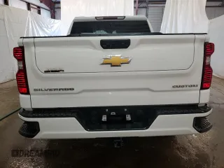 2024 Chevrolet Silverado 1500 Custom with VIN 3GCPABEKXRG318461, listed as a Copart auction lot 46946065 with 13,521 mi miles and Clean Title. Bid and sale history available at DreamBid. Image 6.