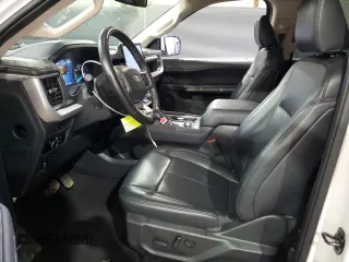 2024 Ford Expedition Max XLT with VIN 1FMJK1J89REA43238, listed as a Copart auction lot 61662195 with 55,939 mi miles and Clean title. Bid and sale history available at DreamBid. Image 7.
