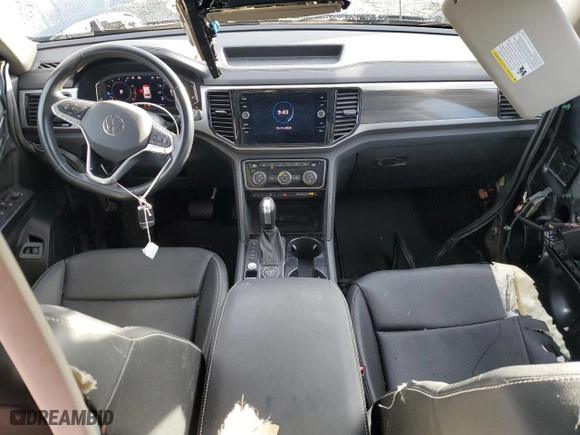 2021 Volkswagen Atlas 3.6L V6 SEL with VIN 1V2BR2CA2MC514031, listed as a Copart auction lot 85812794 with 43,894 mi miles and Salvage Title. Bid and sale history available at carsss.com. Image 8.