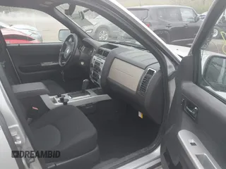 2008 Mercury Mariner с VIN 4M2CU91148KJ18642, выставлен на аукционе IAAI как лот 42022518 с пробегом 90 305 миль миль и . История ставок и продаж доступна на DreamBid. Изображение 5.