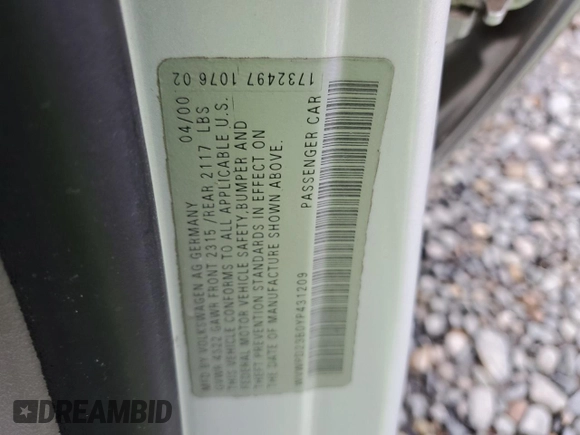 2000 Volkswagen Passat z VIN WVWPD23B0YP431209, wystawiony jako Copart lot #84954554 z przebiegiem 149 382 mil mil oraz Szkoda całkowita • Salvage title. Historia ofert i sprzedaży dostępna na DreamBid. Obrazek 12.