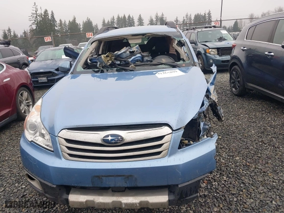 2010 Subaru Outback Prem All-Weather/HK Aud with VIN 4S4BRBFC1A3370252, listed as a IAAI auction lot 41265899 with 139,134 mi miles. Bid and sale history available at carsss.com. Image 12.